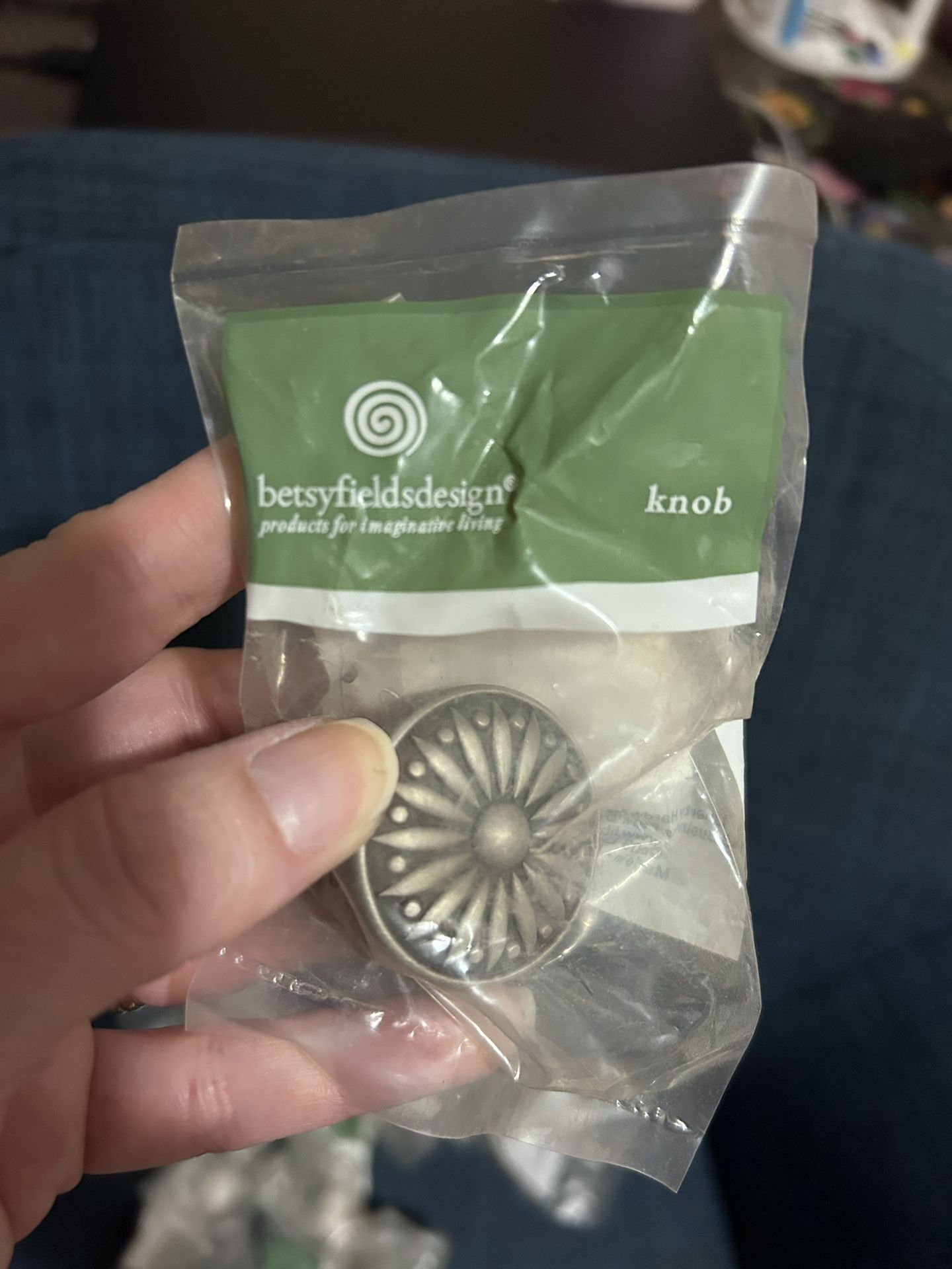 Set Of Cabinet/dresser Knobs