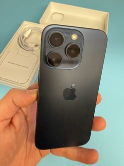 iPhone 15 pro max 256gb unlocked excellent condition/ Liberado para Cualquier Companias