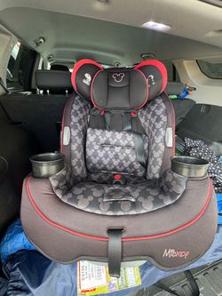Disney Baby  asiento conbertible  todo en uno