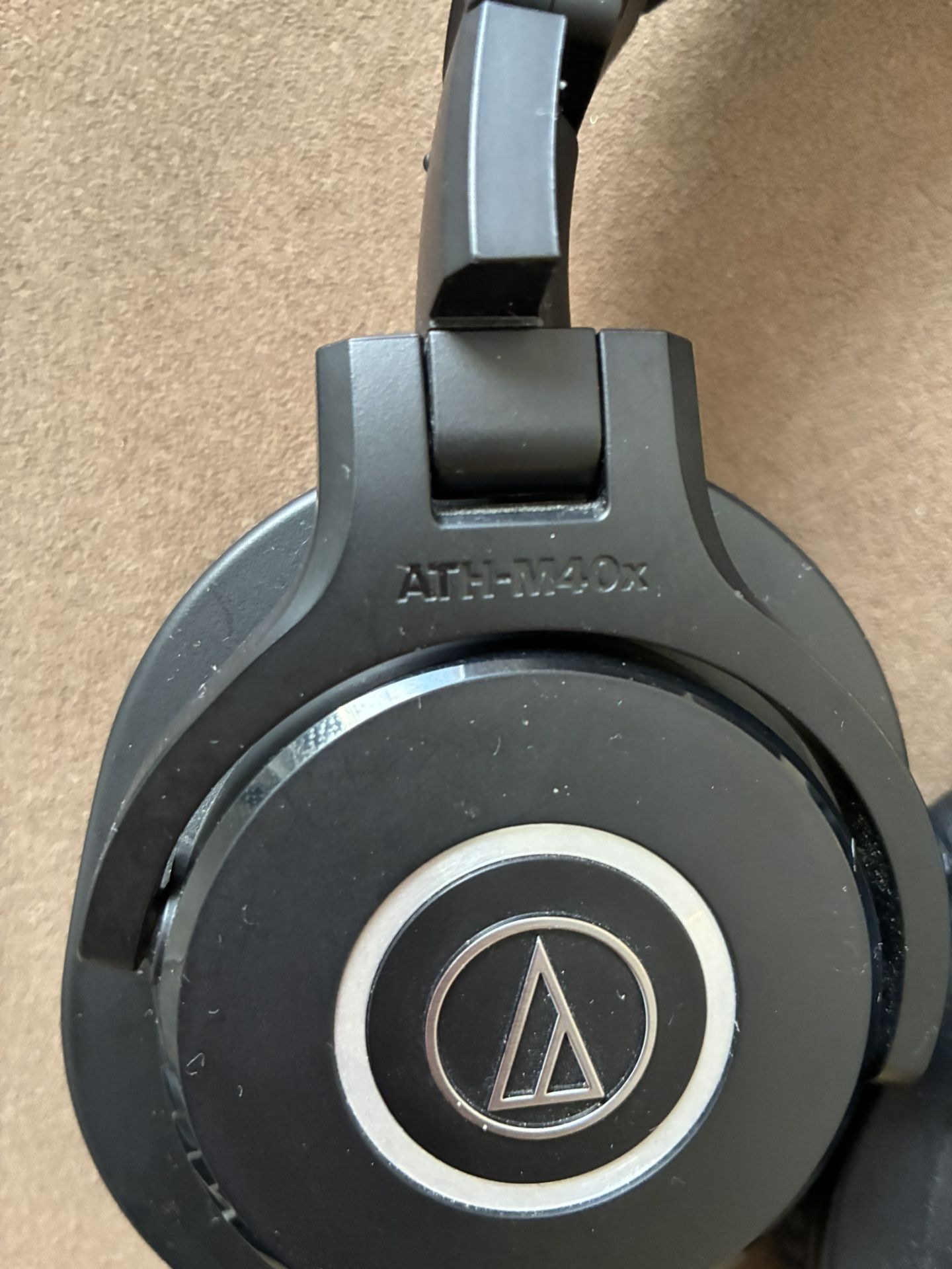 Audio Technica ATH-m40x Headset Headphones 