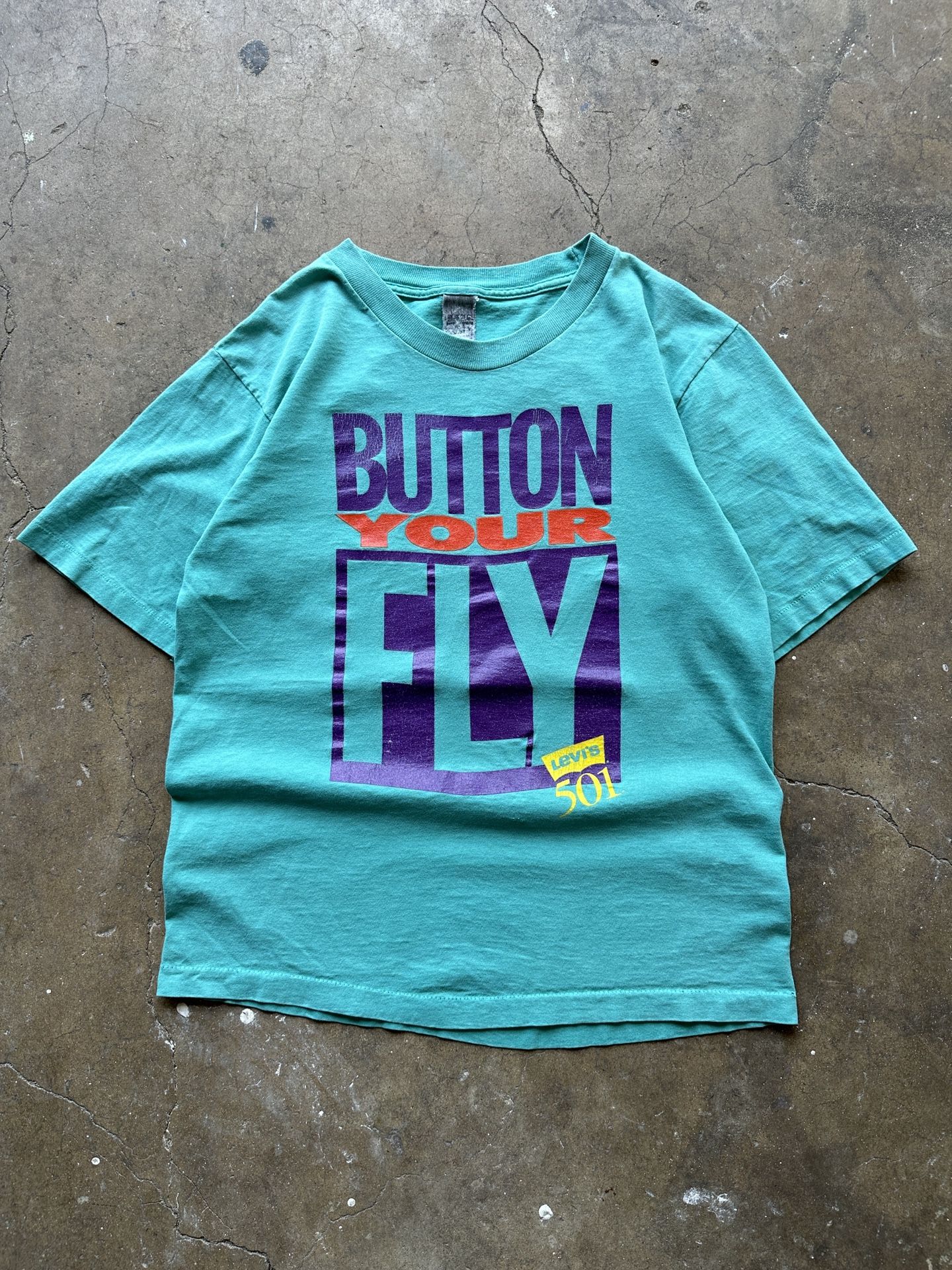 (M) Levi's Button Your Fly 90s