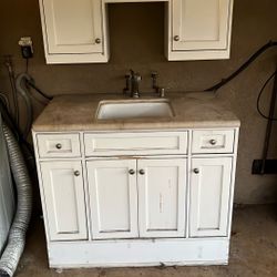 Outdoor Laundry Cabinet And Sink