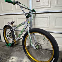 SE “Beast Mode” Money Lynch