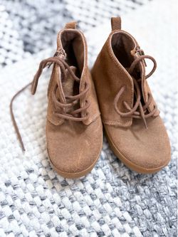 GAP Boys shoes $3 Size 10C