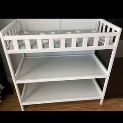 White Changing Table For Babies 