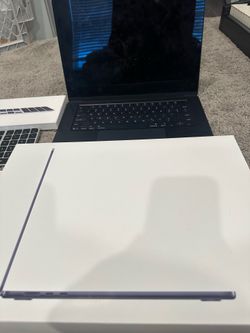 2025 MacBook Air W Accessories