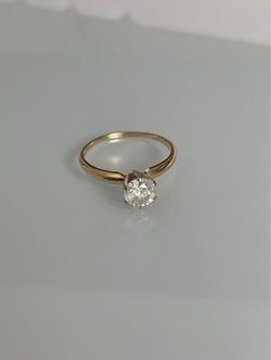 14 KP Diamond Ring