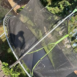 Trampoline 