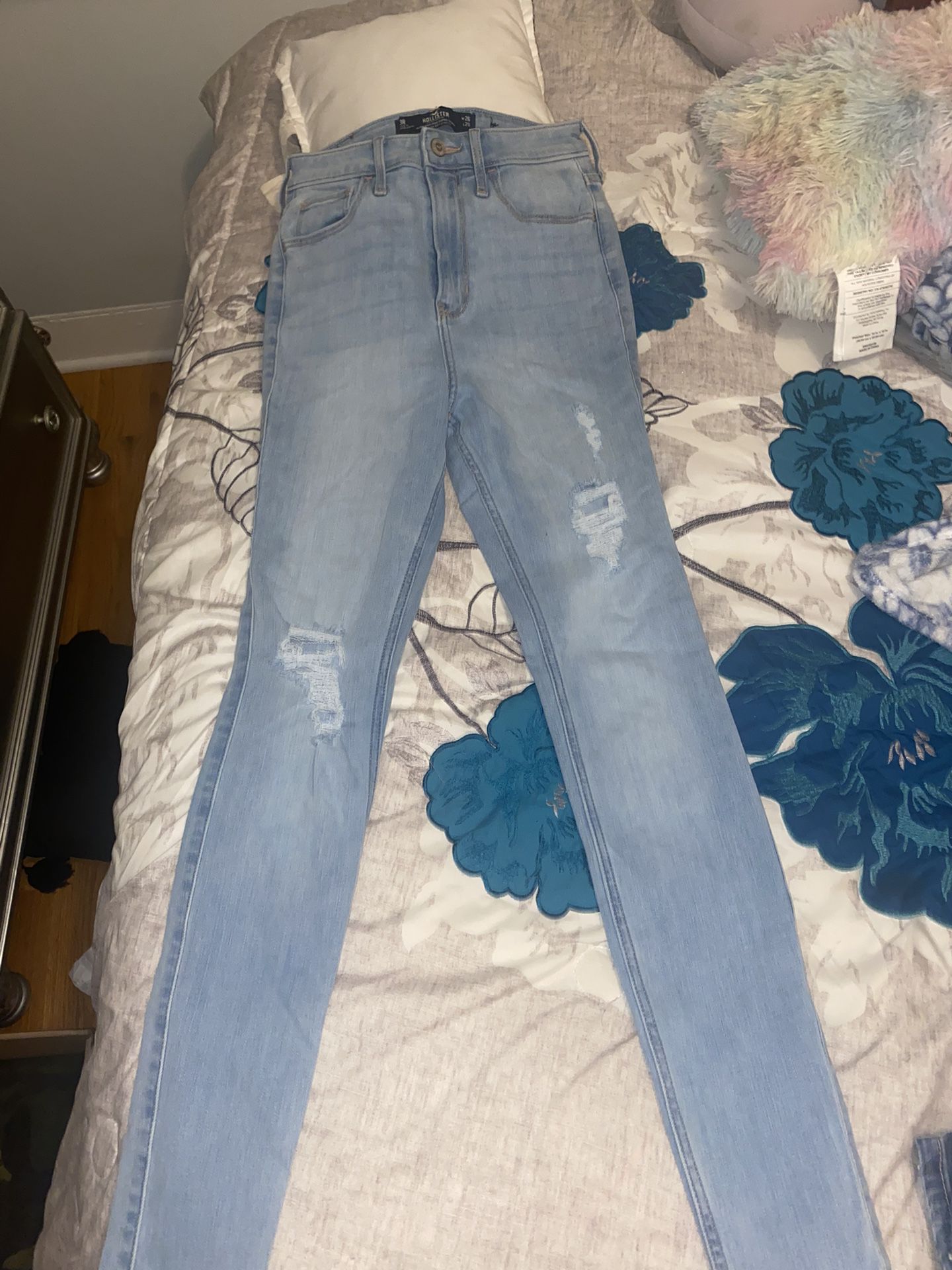 Hollister  Light Denim Ripped Jeans 