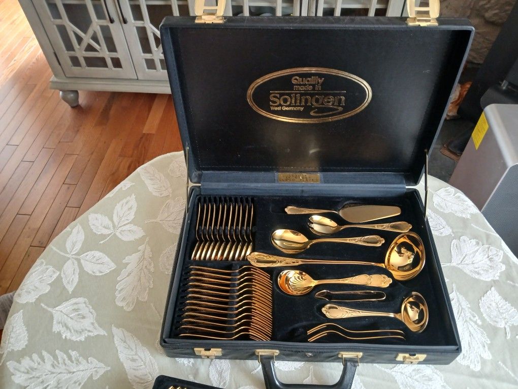 Solingen 24 Carat Gold Plated Flatware Set-come see at Garage Sale In description