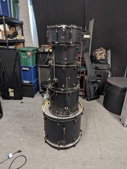 Mapex Drum Set