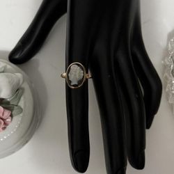 Antique 10k Vintage Black & White Victorian Cameo Ring (133)70