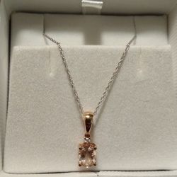Stunning 🆕 10k Rose Gold 🌹 Genuine Morganite Diamond 💎 Necklace!