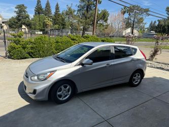 Hyundai accent 2014 clean title