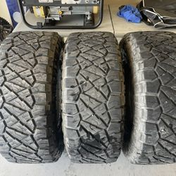 Used Nitto Ridge Grapplers 35x12.5 R 18