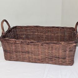 19" Wicker handled basket