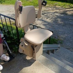 Bruno Outdoor Stairlift Four Steps