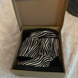 Ugg’s Size 8 Zebra Print