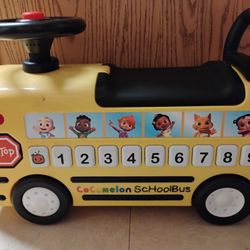 Coco Melon School Bus 