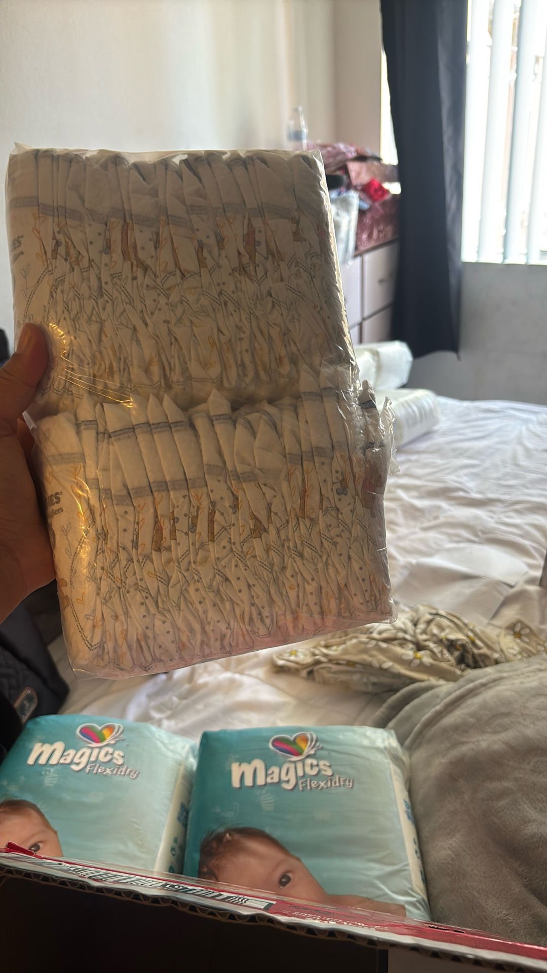 Huggies NB
