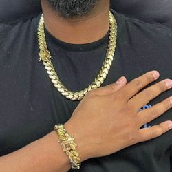 Chain And Bracelet Set 