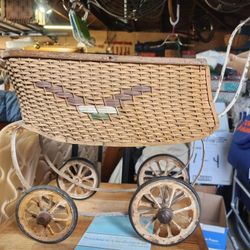 Antique Baby Doll Carriage 