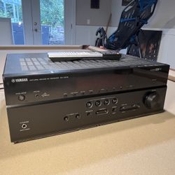 Yamaha RX-V679 AV Receiver 7.2-CHANNEL 4K UHD