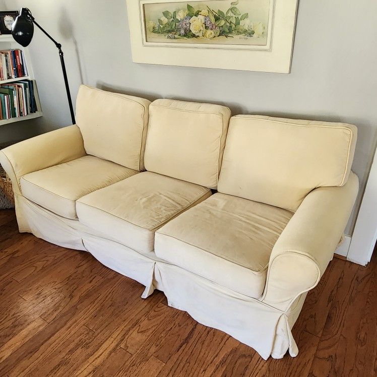 Pottery Barn Mitchell 4-person couch/ sofa 82"