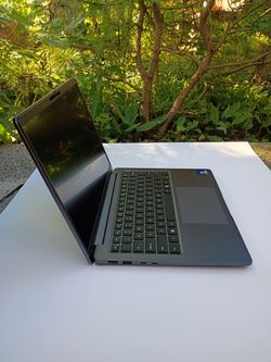 Dell Pro 5 14" Business Laptop
