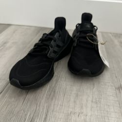 Adidas Ultraboost Black Womens 7