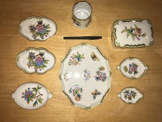 Vintage Herend Hungary Tea Set & Cigarette/Cigar Set
