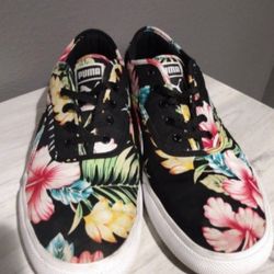 PUMA floral print casual shoes.