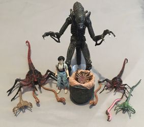 🔥Aliens Neca Toy Lot🔥