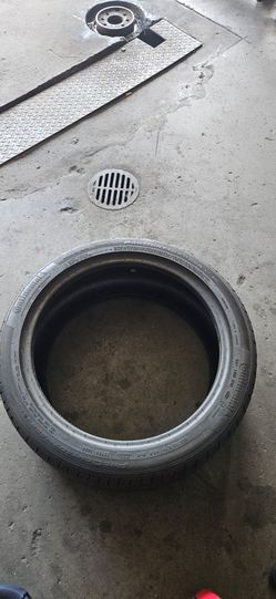 245/40/19 Continental runflat tire 245 40 19