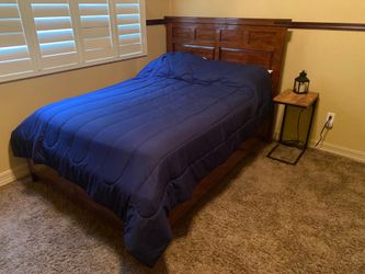 Full bed including mattress