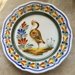 HB Henriot Quimper France Hen 10" Wall Hang Plate Hand Painted- BEAUTIFUL