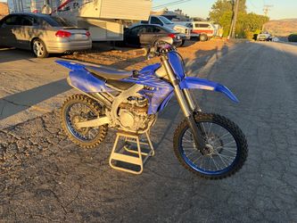 2022 YZ450F