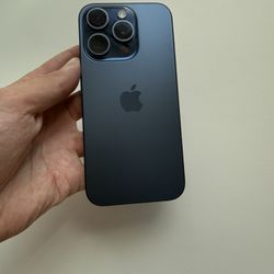 iPhone 15 Pro 128, Fully Unlocked 