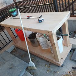Wood Work Bench With Wheels
