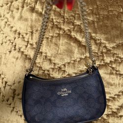 Coach Shoulder Bag 