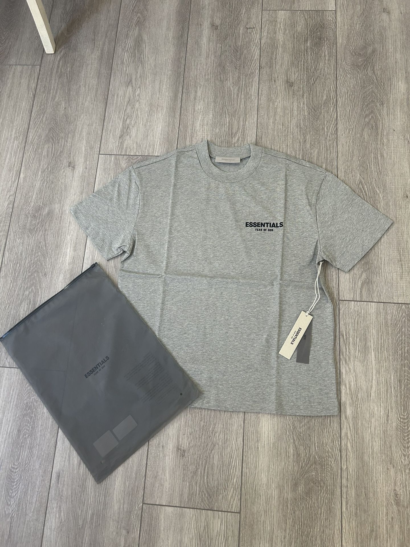 Essentials Dark Oat tee brand new