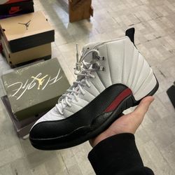 JORDAN 12 
