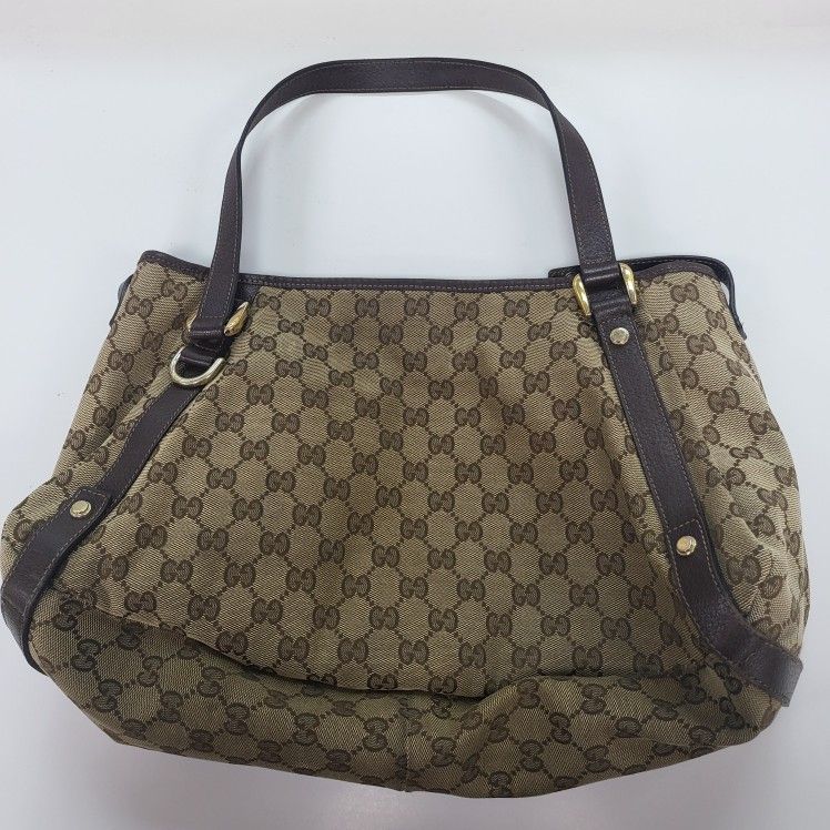 Gucci Canvas GG Abbey