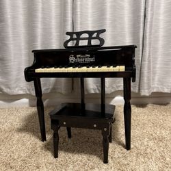 Schoenhut Toy Grand Piano with Bench – Classic Black