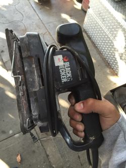 Black and decker sander