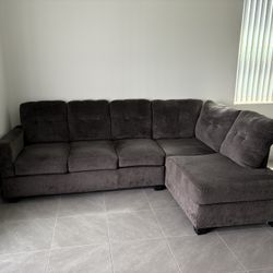 Two Piece Sectional Sofa, Charcoal Gray/USB Outlets 