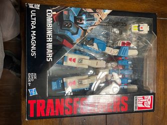 Transformers Generations Combiner Wars Ultra Magnus