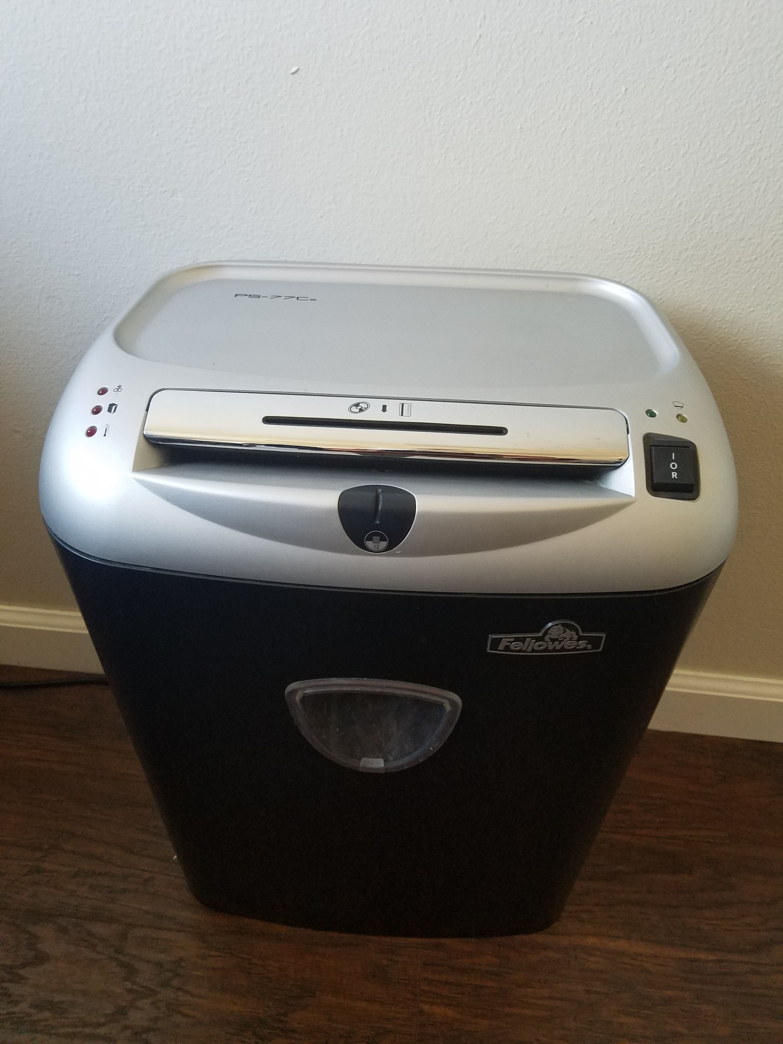 Fellowes PS-77Cs Paper shredder