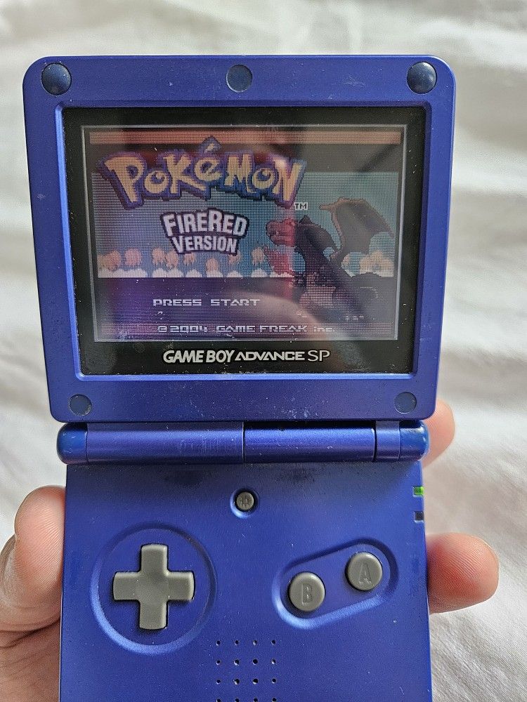 Gameboy Advance w/ Fire Red