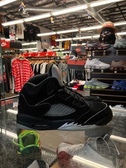 Women’s Air Jordan 5 Retro OG Black Metallic Reimagined